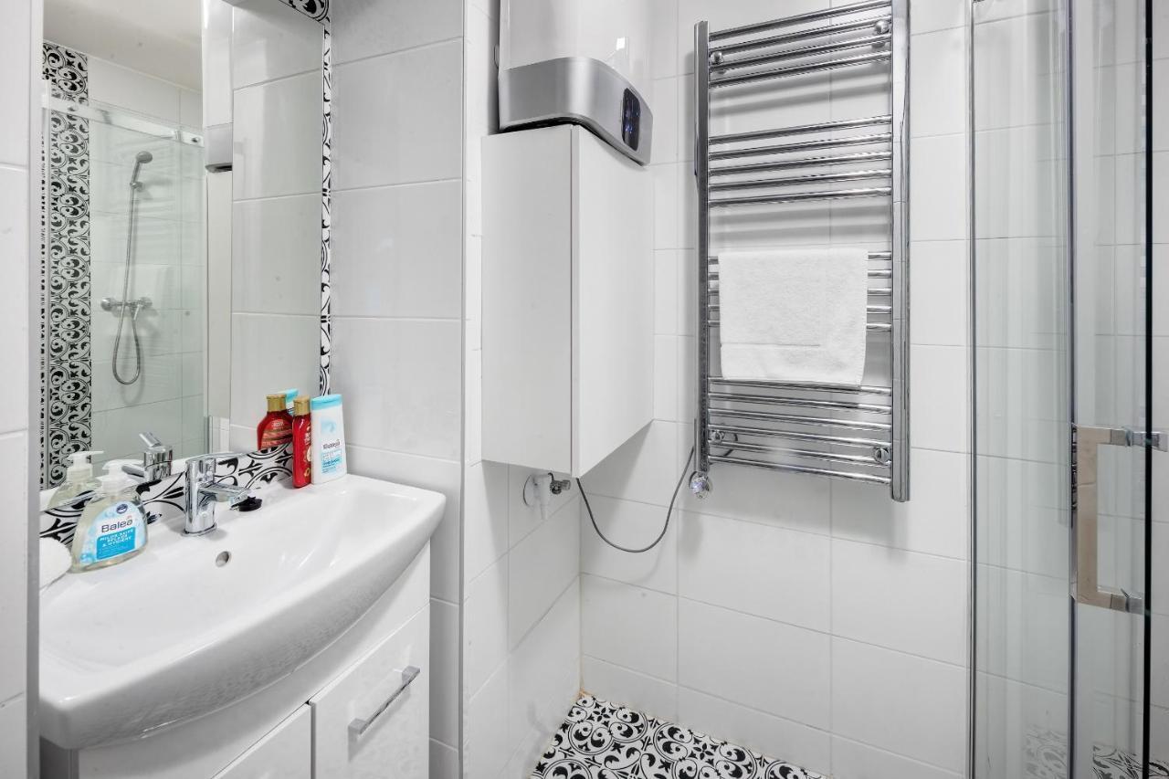 Modern Stay In Authentic Central Area Budapest Extérieur photo