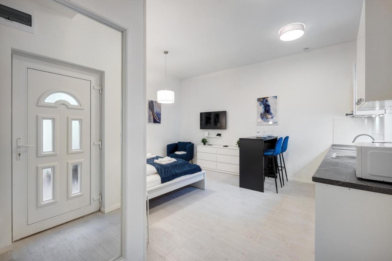 Modern Stay In Authentic Central Area Budapest Extérieur photo