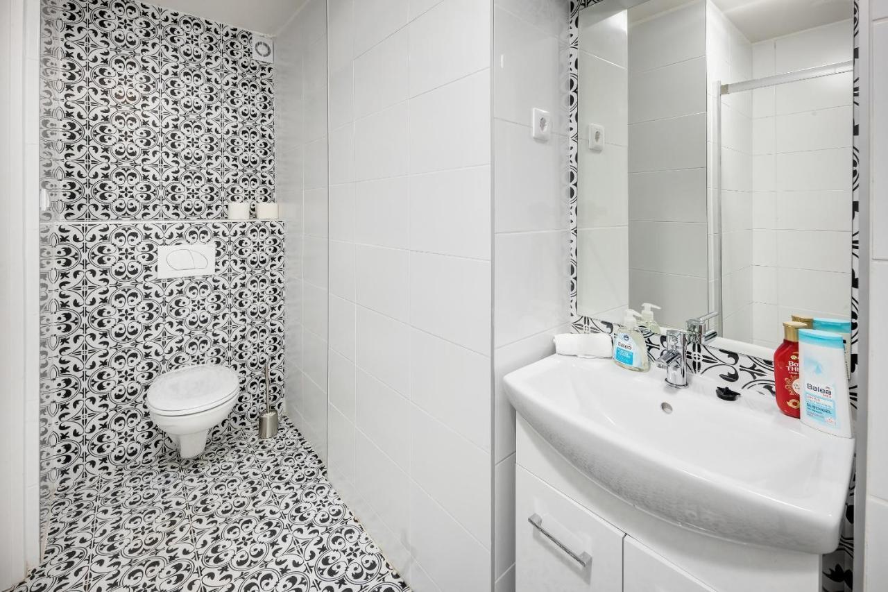 Modern Stay In Authentic Central Area Budapest Extérieur photo